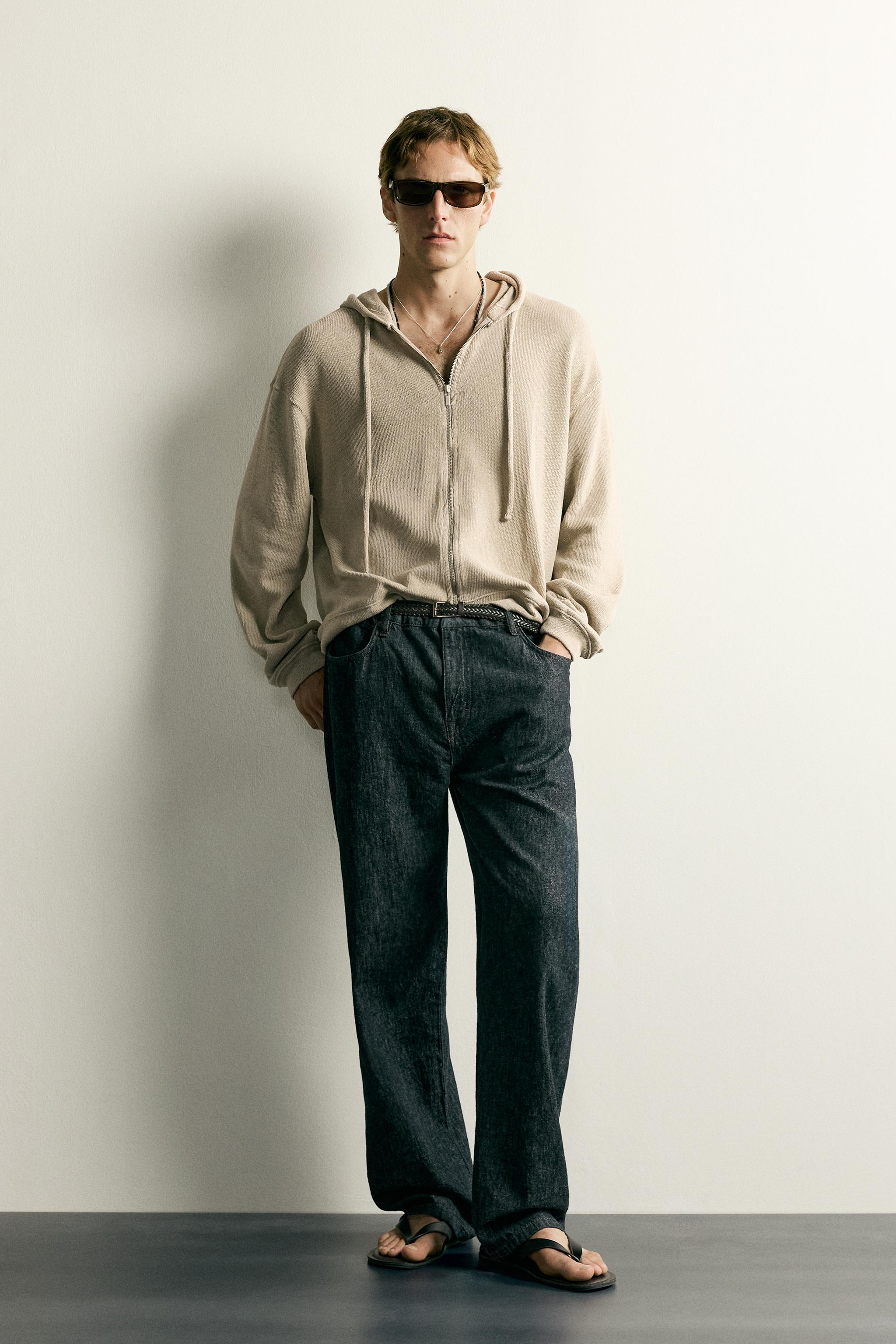 RELAXED FIT KNIT HOODIE